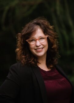Shayla Thiel Stern, Ph.D. Headshot