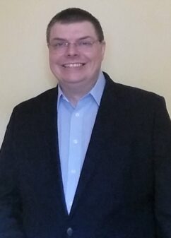 Dmitry Konopatski Headshot