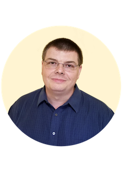 Dmitry Konopatski Headshot