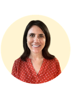 Lindsay Fondow Headshot
