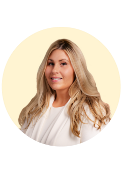 Shelby Becker Headshot
