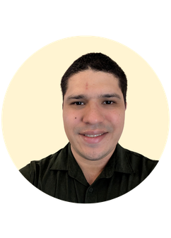 Mauricio Leon Headshot